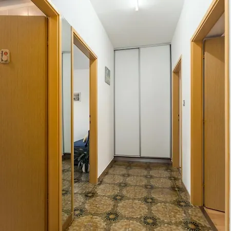 Apartment Maria *